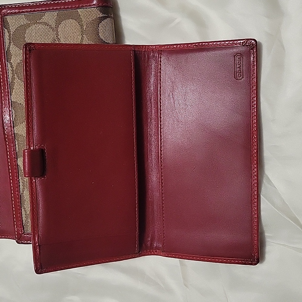 Coach Signature Gallery Tote with Matching Wallet - Picture 12 of 14